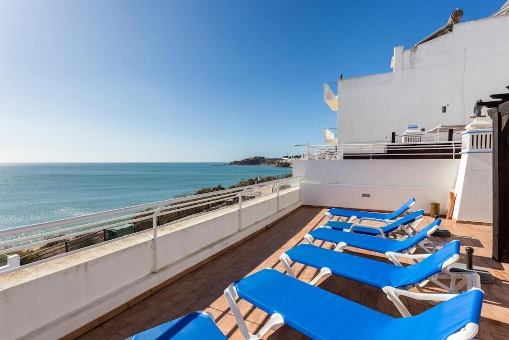 Refurbished Beachfront House, Pool, Ac, Wifi, Albufeira, Sea View 외부 사진