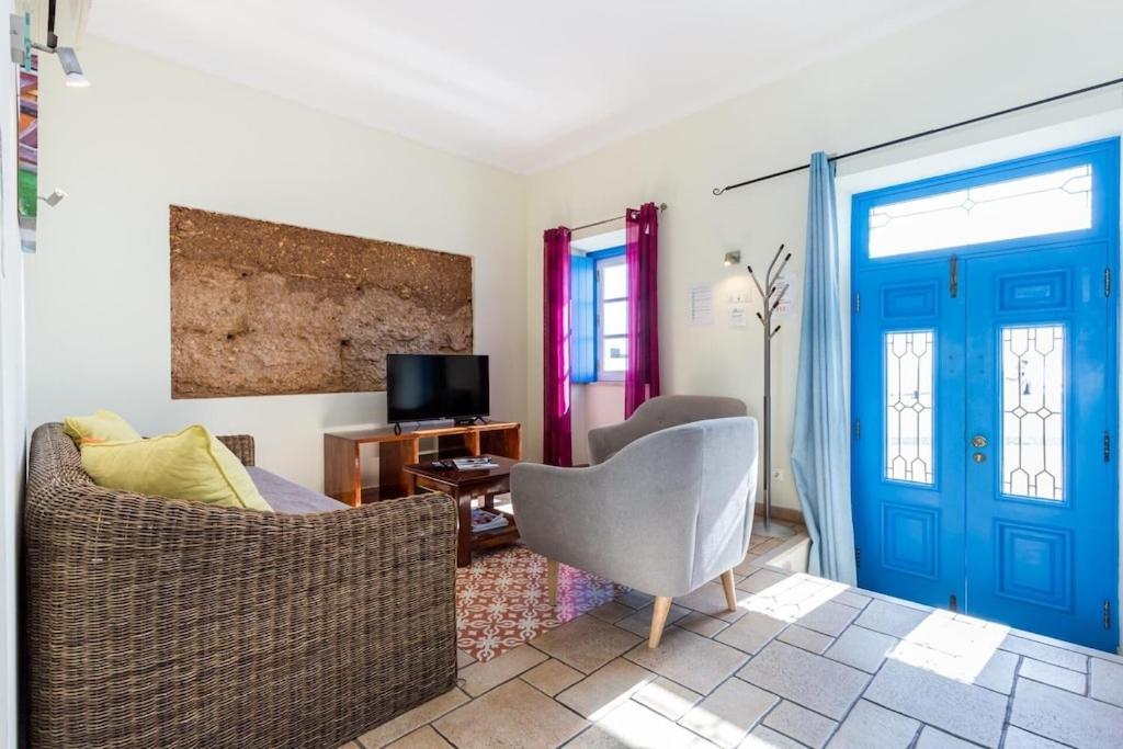 Refurbished Beachfront House, Pool, Ac, Wifi, Albufeira, Sea View 외부 사진