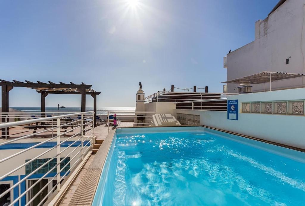 Refurbished Beachfront House, Pool, Ac, Wifi, Albufeira, Sea View 외부 사진