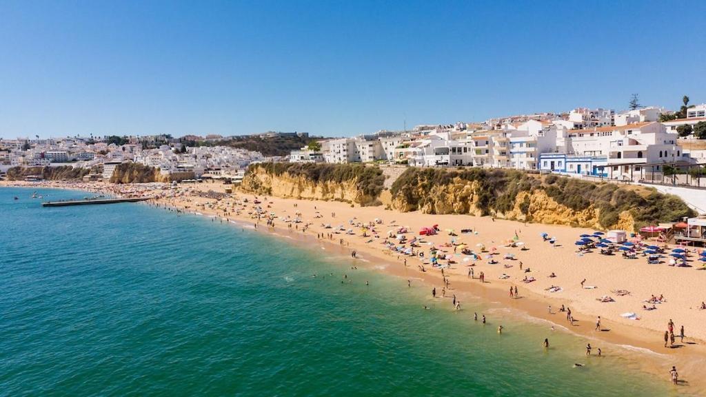 Refurbished Beachfront House, Pool, Ac, Wifi, Albufeira, Sea View 외부 사진