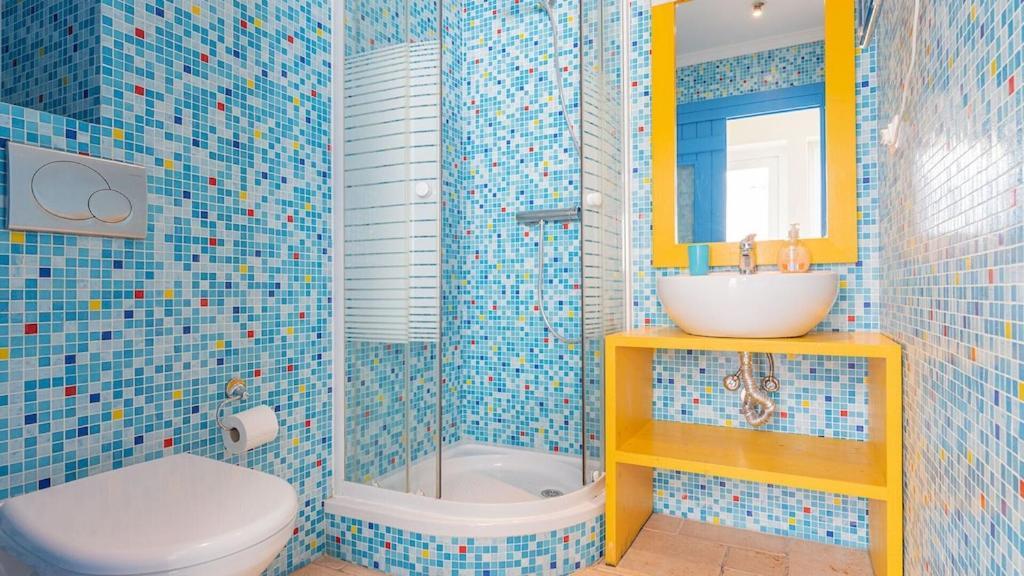 Refurbished Beachfront House, Pool, Ac, Wifi, Albufeira, Sea View 외부 사진